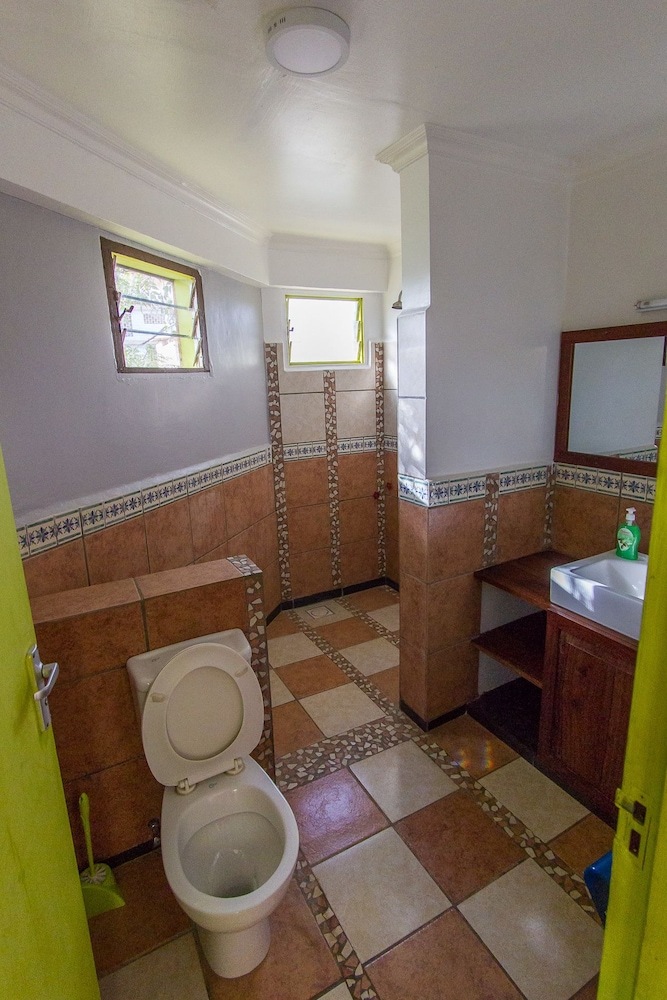 Hostal We Travel Hostel