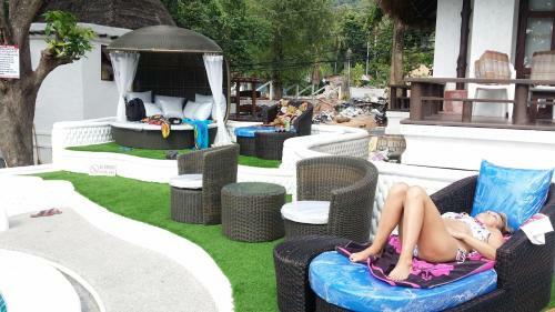 Hotel Clear View Resort