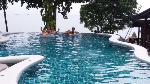 Hotel Clear View Resort