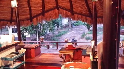 Hotel Clear View Resort