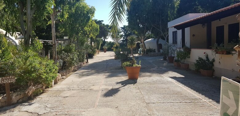 Egad Resort