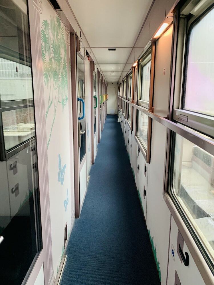 Hostal Train Cabin Hostel