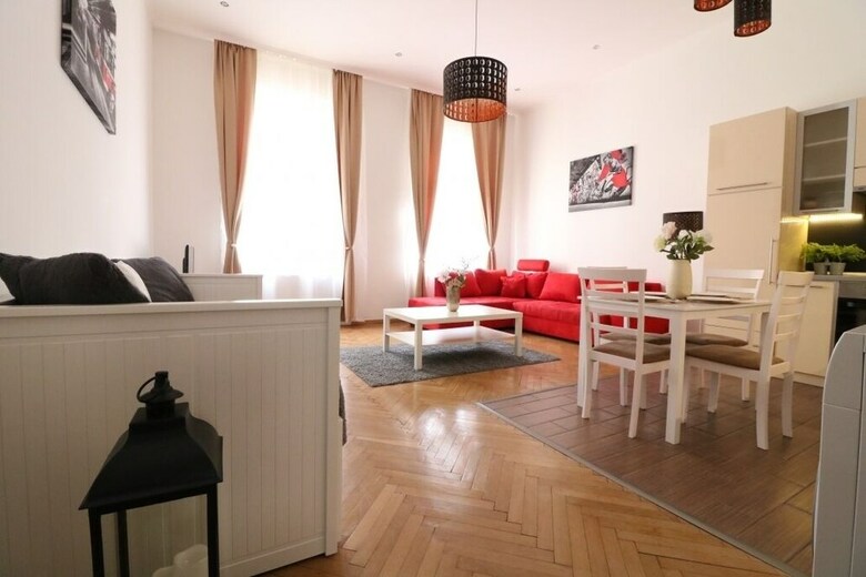 Real Apartments Revay