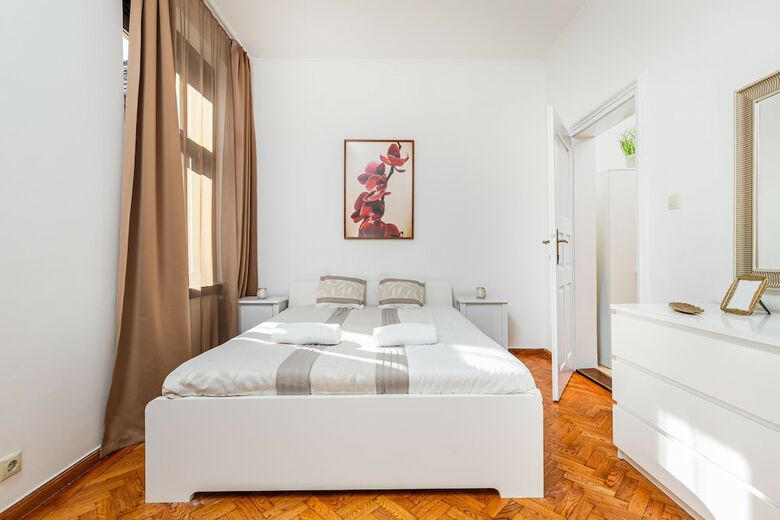 Real Apartments Andrassy