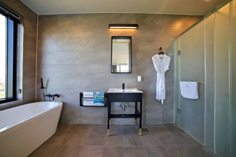 Avvio Hotel