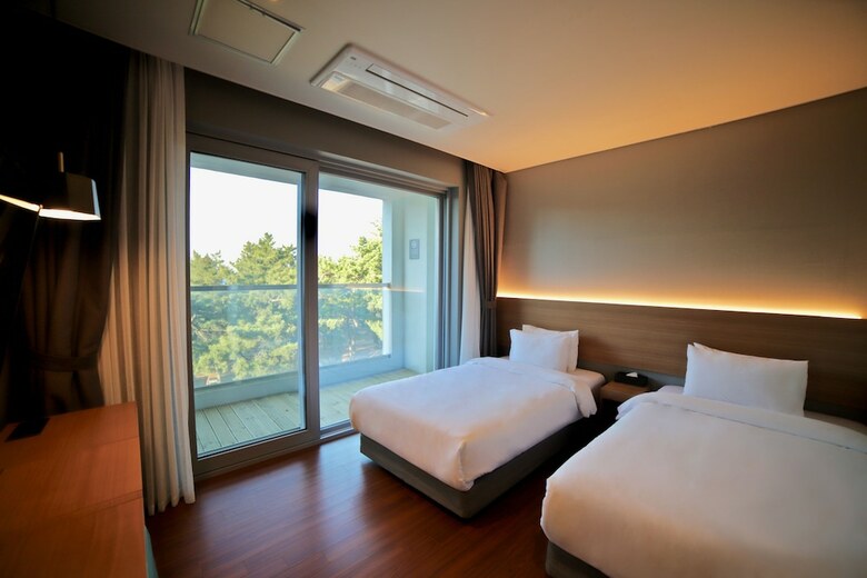 Avvio Hotel