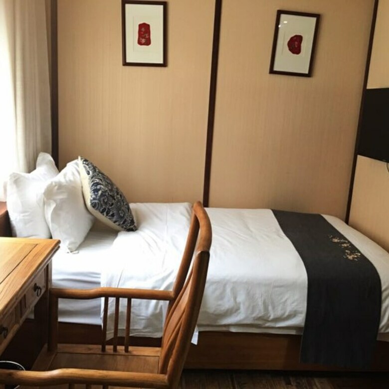 Chengdu Chuanjia Heyuan Theme Hotel