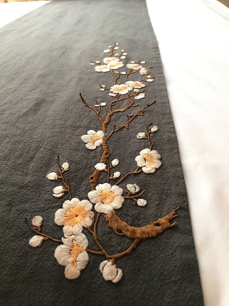 Chengdu Chuanjia Heyuan Theme Hotel