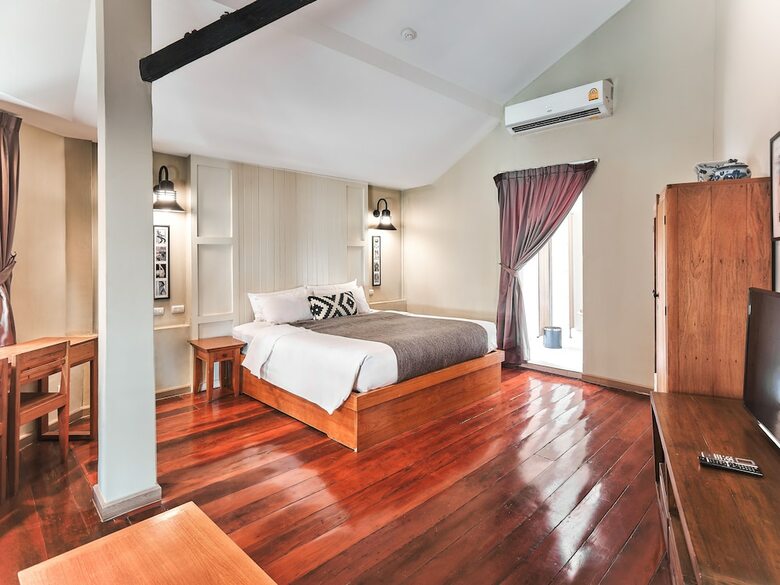 Hotel Prince Theatre Heritage Stay