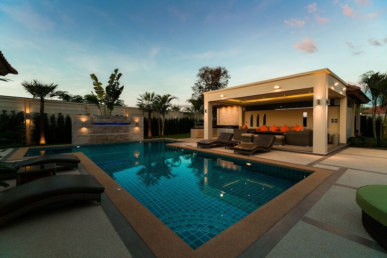 Luxury Pool Villa 134