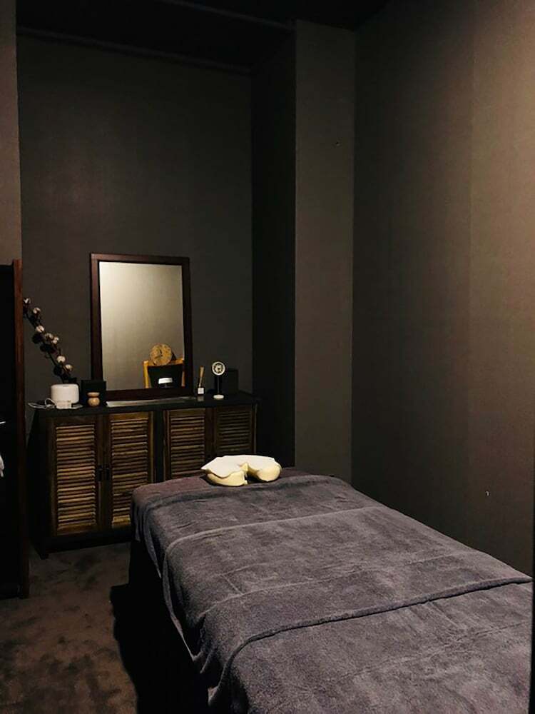 Canal Walk Aparthotel