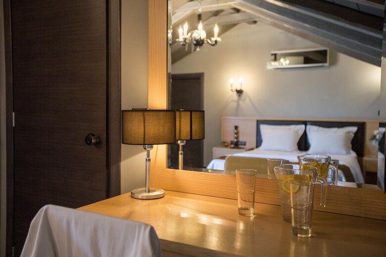 Aion Luxury Hotel