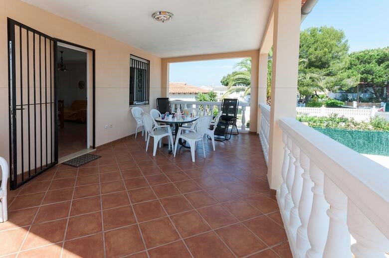 Apartamentos Mengual