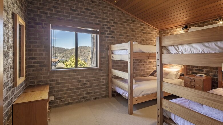 Bundilla 4- Townhouse With Free Wifi