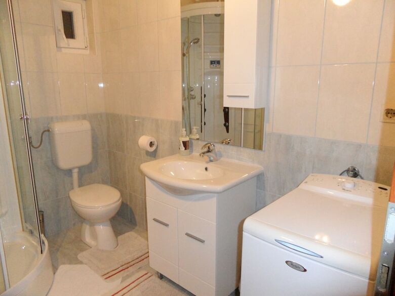 Hotel Adria Apartments