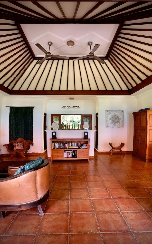 Rumah Imbang Villa - Candidasa