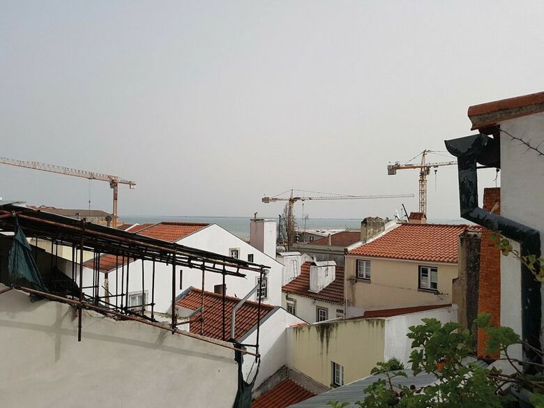 Stylish Lisbon Apartment In Alfama