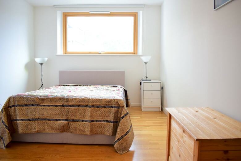 2 Bedroom Apartment With Private Balcony - Sleeps 5