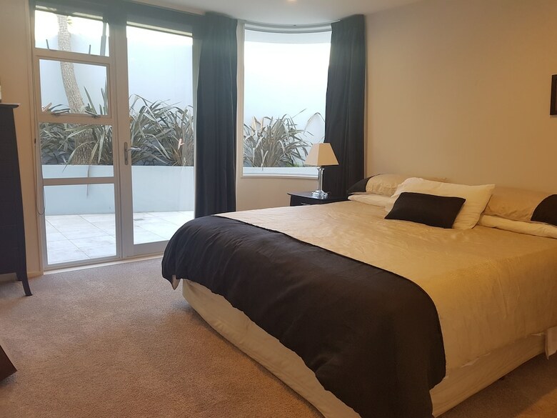 Lakeside Apartment Waimahana 1