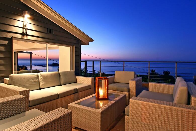 Bungalow On 4th - Three Bedroom House, Sleeps 6