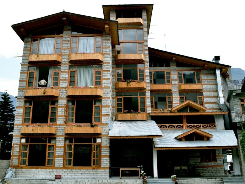 Hotel J.j Resorts