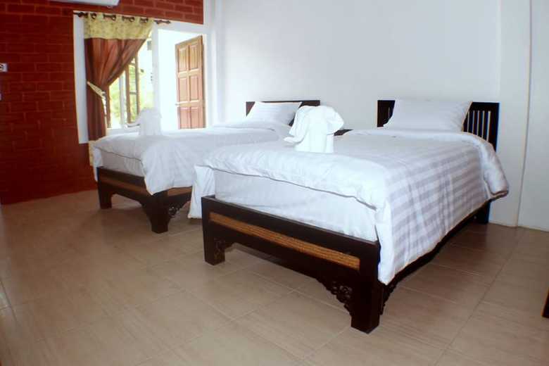 Hostal Summer Guesthouse & Hostel
