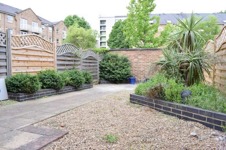 Apartamentos Bright And Spacious 2 Bed House