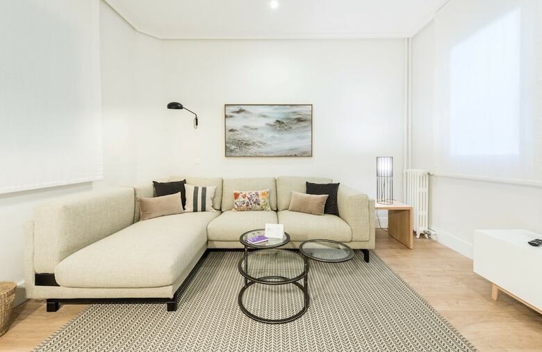 Apartamentos Goya City Center