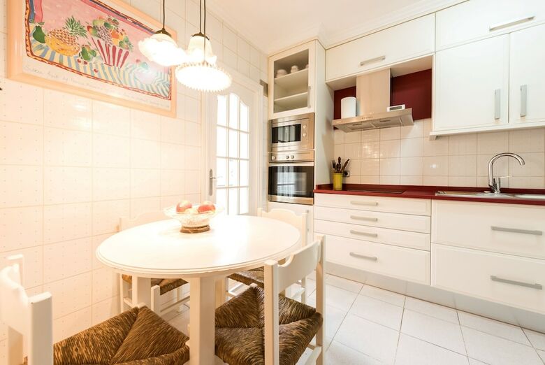 Apartamentos Reina Sof�a City Center