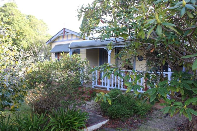 Apartamentos Ambrose Cottage Front Apt