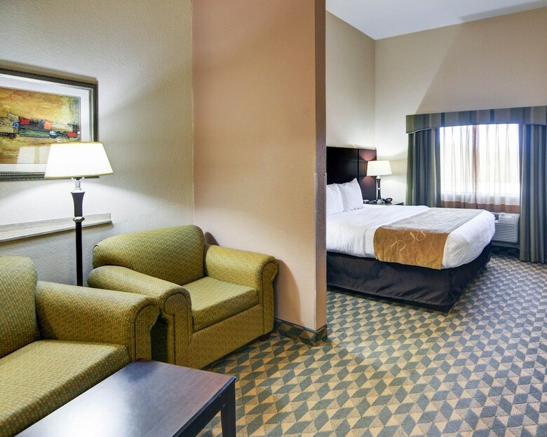 Hotel Comfort Suites