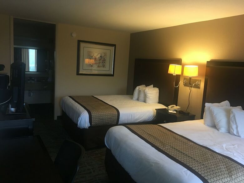 Hotel Baymont By Wyndham Harriman