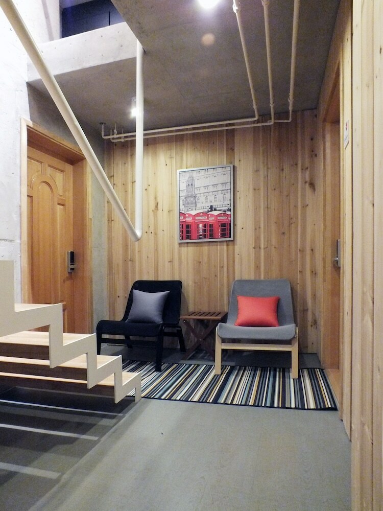 Hostal Arie-ne Guesthouse - Hostel