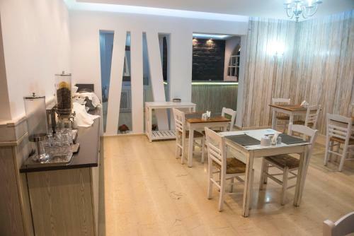 Ino Hotel