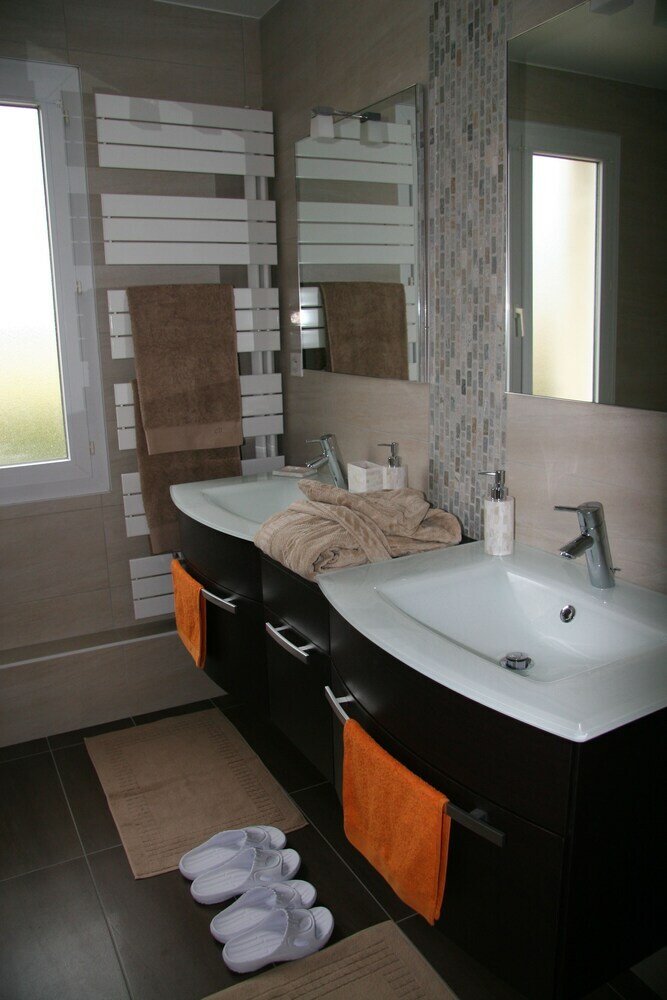 Hotel Les Suites Champenoises