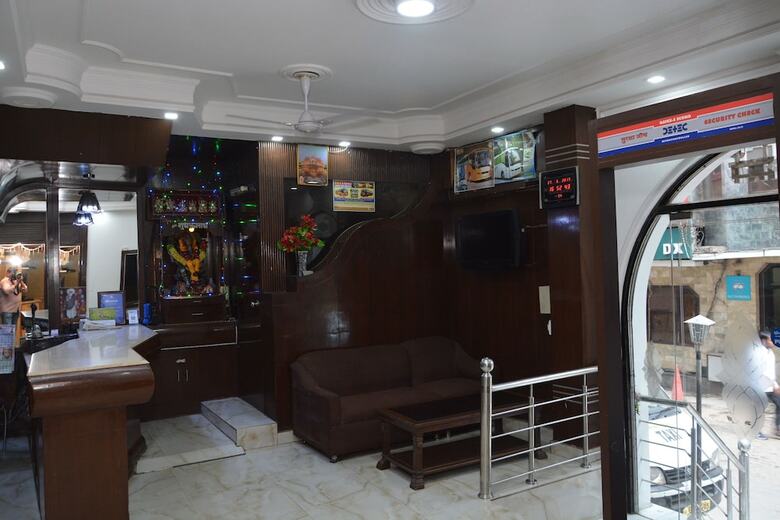 Hotel Yatri International G.h