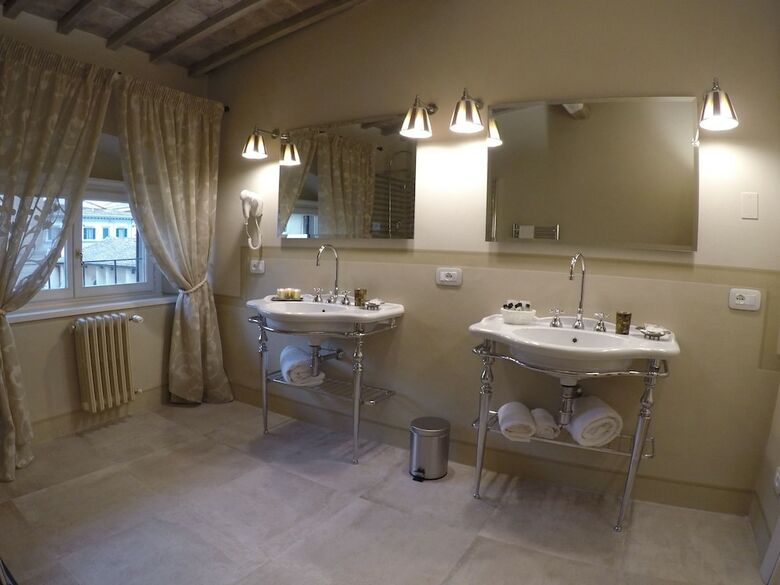 Bed & Breakfast Palazzo Della Stufa - Residenza D'epoca