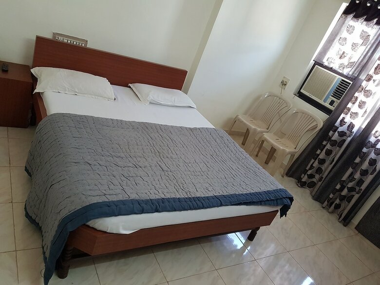 Hotel Dhruv Palace