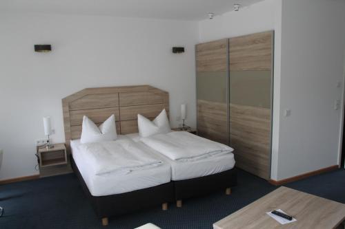 Hostal Hotel Lindenstra�e
