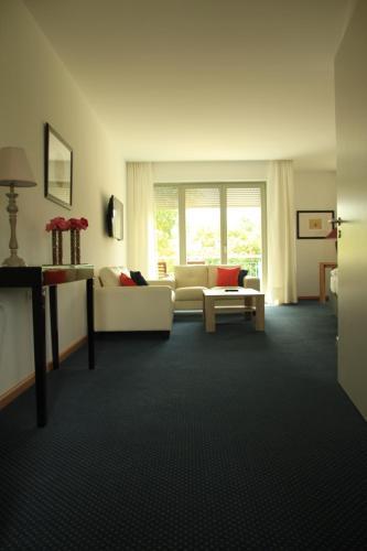 Hostal Hotel Lindenstra�e