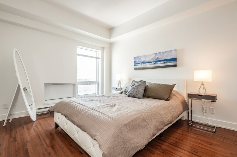 Montreal Convention Center Apartments