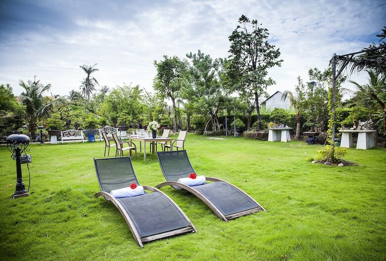 Hotel Saigon Riverside Retreat