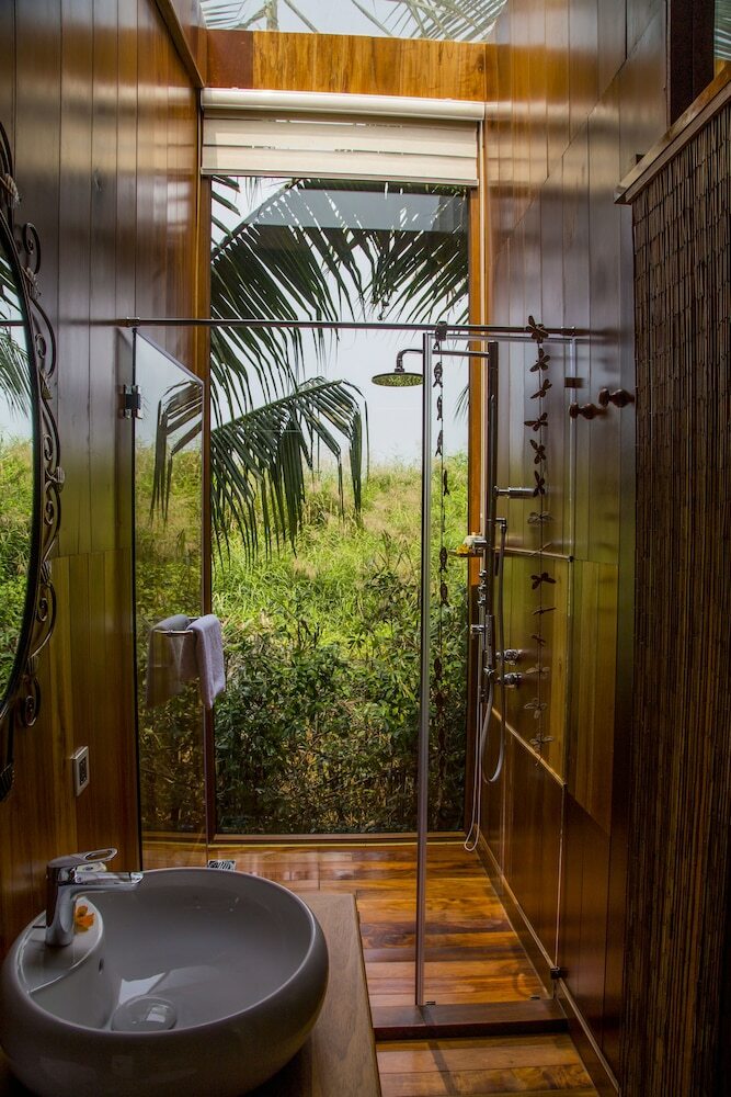 Hotel Saigon Riverside Retreat