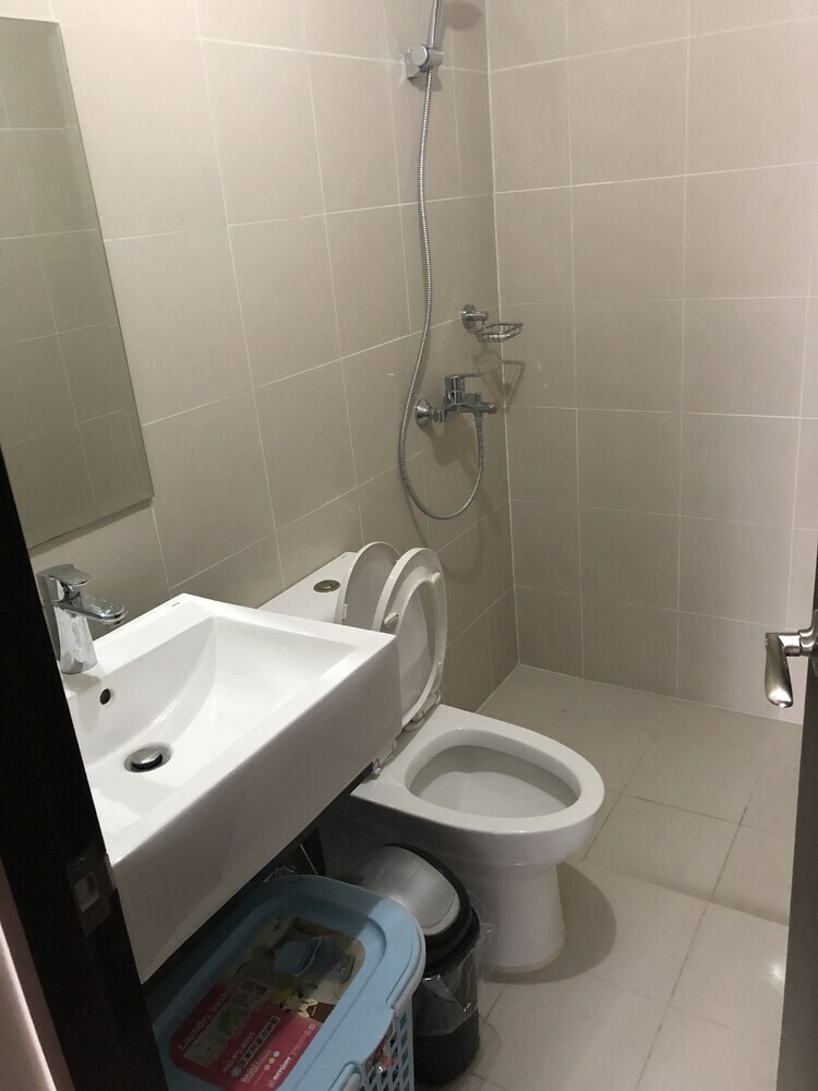 Cubao Manhattanheights Unit 4q Tower D
