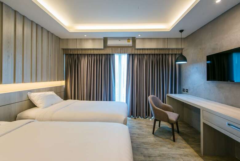 Nadee 10 Resort & Hotel