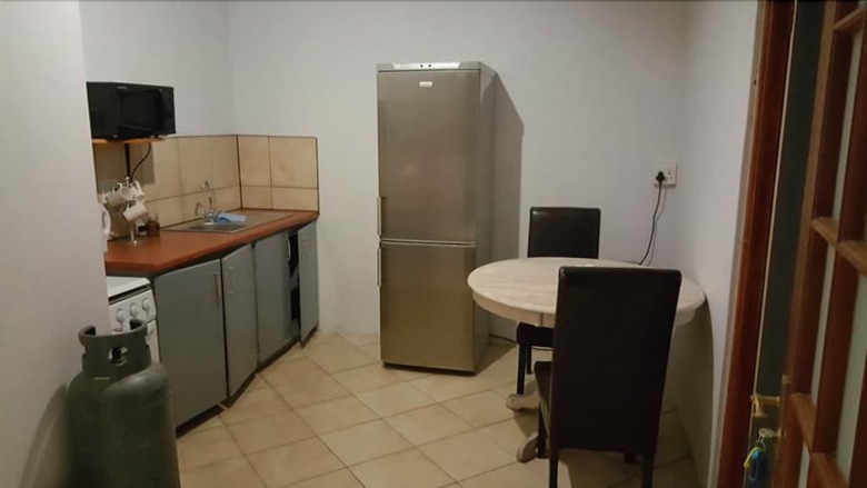 Hotel Pioneers Self Catering