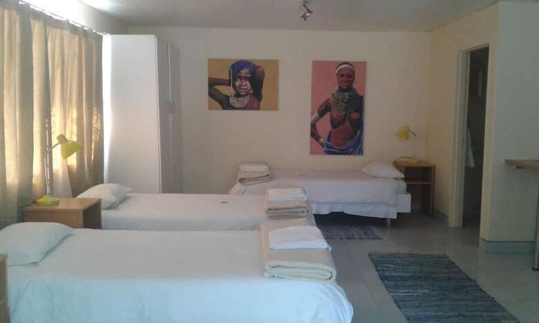 Hotel Pioneers Self Catering