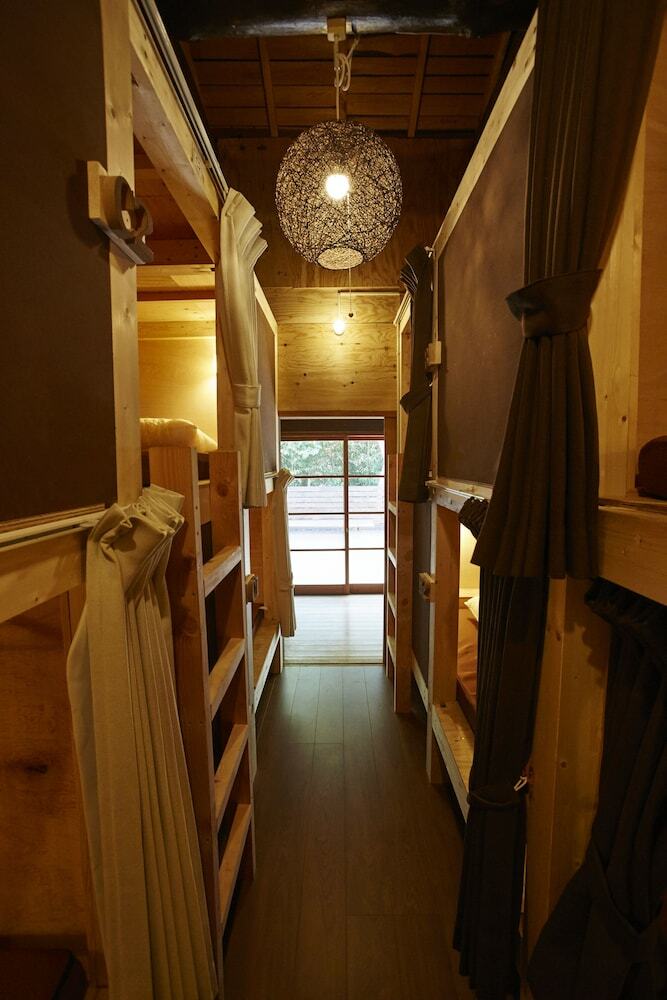 Hostal Preta Torami
