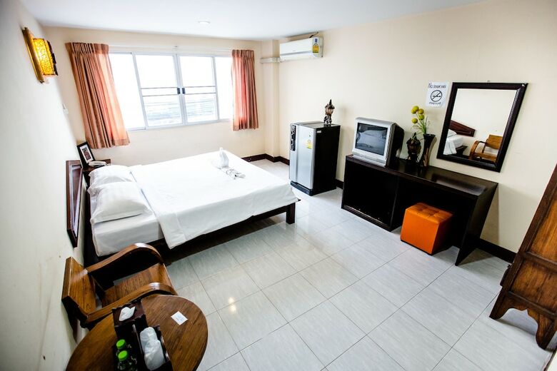 Hotel May I Inn