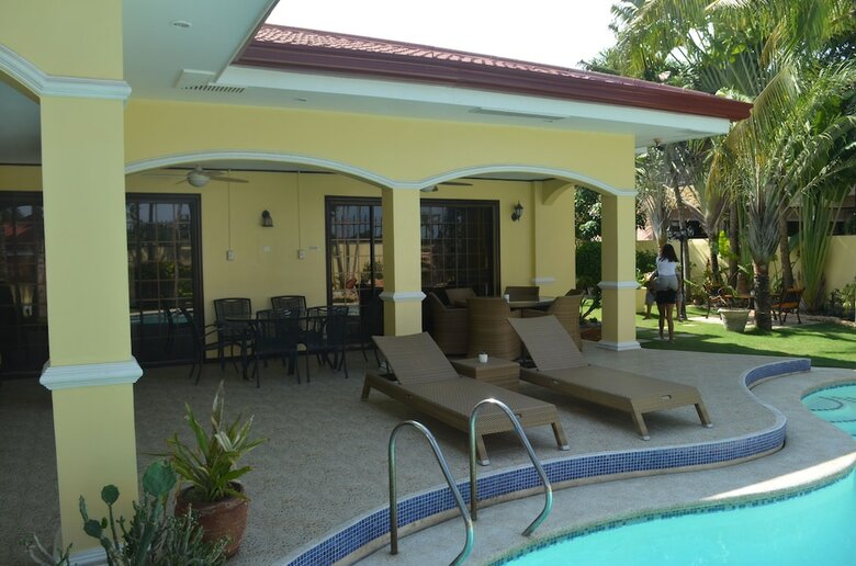 Kim Beatriz Compound